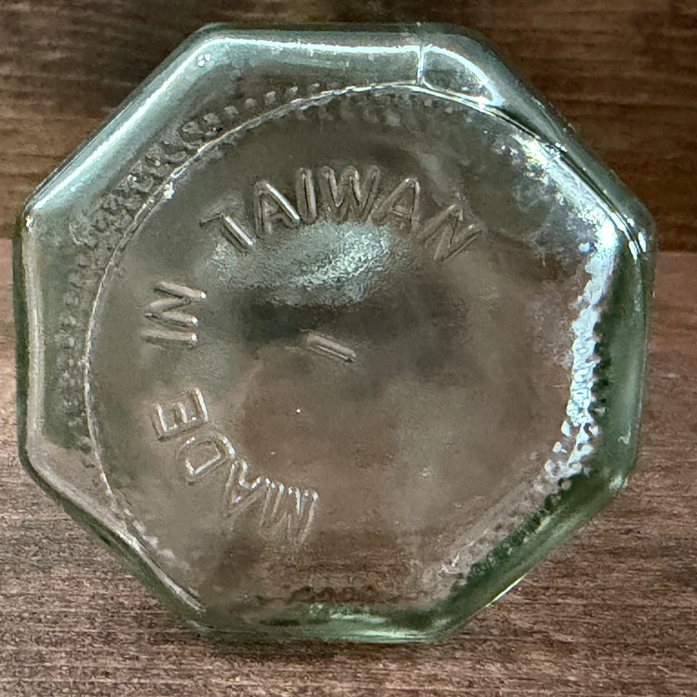 Vintage Clear Glass Octagonal Shaker‎ Stainless Steel Lid Made in Taiwan - Picture 4 of 8